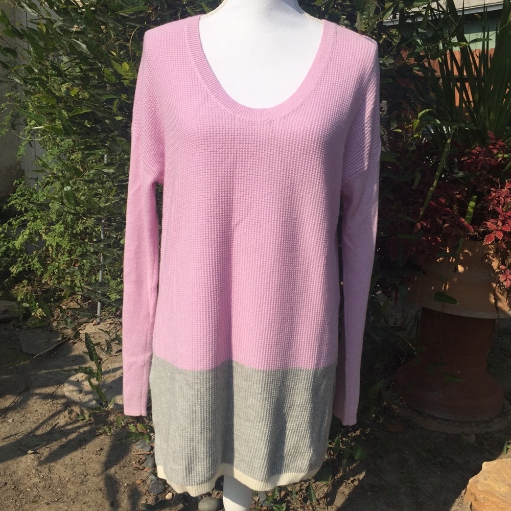 Gap • Oversized Knit Colorblock Sweater